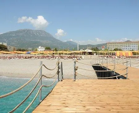 Goldcity Seaview Apartamento